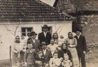 The Klepáček family, witness in the middle, Svatá Helena, the year 1954/1955