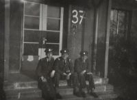 In front of the classroom of the Military Air Academy in Hradec Kralové, from left: Antonín Zelenka, Václav Vondrovic and Zdeněk Zikmund, 1946-1948