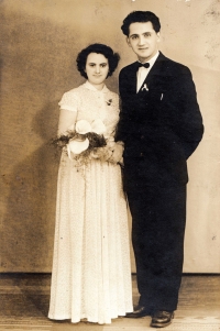Ilona Krylová with her future husband at a ball
