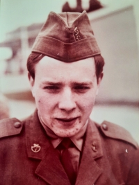 Witness during his military service, around 1973