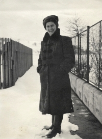 Hedvika Köhlerová. Praha - Chodov, 1945