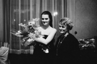 Hedvika Köhlerová at the graduation recital of her granddaughter Silvie, a violinist in the Rudolfinum orchestra. 1989 
      