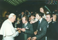 Audience with Pope John Paul II, from left: Miroslav Richter, Lukáš Kalvoda, Jan Zich, Petr Blížkovský and Miroslav Hrodek