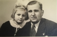 Hana Dutá s otcem v roce 1945