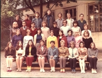 Devátá třída ZDŠ Vinoř v roce 1968, F. Švarc v horní řadě třetí zleva