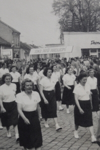 Oslava 1. máje v oddílu sokolů, Thonet Bystřice pod Hostýnem, konec 40. let