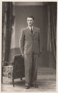 Oldřich Vlček, Eva's father. 1944