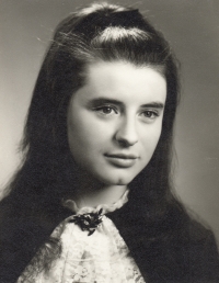 Eva Kordová's secondary school graduation photograph. 1970