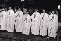 Zdeněk Pluhař (in the middle) at the ordination / Olomouc 1987