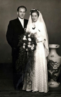 Wedding of Rozálie Zavadilová (Janíková) with Karel Křivoň in 1953