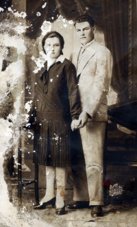 Photo of Rozálie Zavadilová's uncle, Vladislav Janík, who was in a concentration camp, with his wife