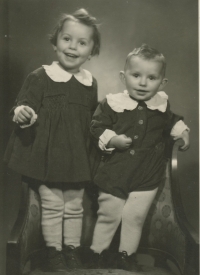 Children of Vasil Kiš, Miroslava and Vladimír