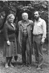 Lubomír with the director of the history-and-archeology department Dagmar Stará and the former National Museum director Vladimír Denkstein, 1987.