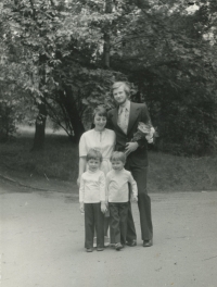 Miroslava Holubová with her husband and twins Jan and Jakub