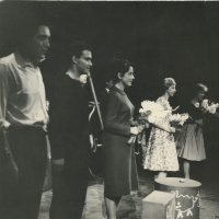 The original casting of the Expirient Theater: Sýkora Jiří, Josef Kraus, Stanislava Klapková - Macháčková, Manka Kopecká, Jana Jiskrová 
