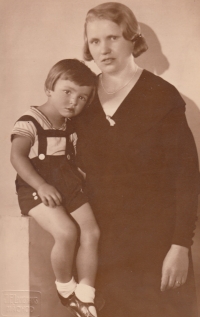 With his mother Ludmila, 1934