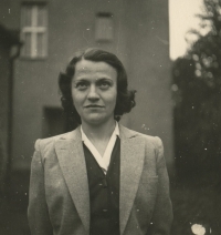 Josef Kraus' aunt Ester also died in Auschwitz 
