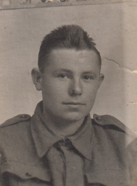 Vasil Kiš on a photograph from Buzuluk from 1943