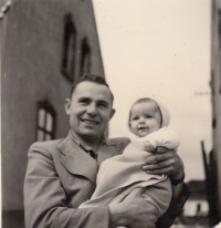 Vasil Kiš with his daughter Miroslava