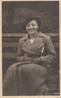The witness's mother Anna Walterová 