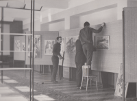 Installation of the Group of Five exhibition in the community house in Veselí nad Moravou, 1972