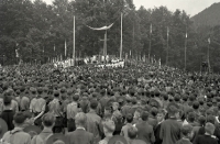 First post-war scout meeting in Moisson, which got the name Jamboree de la Paix (that means Jamboree of Peace); 30 thousand scouts from 50 countries took part
