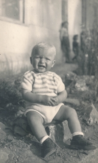 Karel Peterka v roce 1949