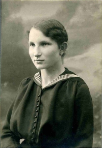 Her mother Marie Hovorková, a photo from Chrudim Business School graduation board, 1917

