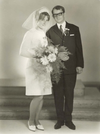 The wedding of Marie Mannová and Jan Mann in Kolín on 1 July 1967 