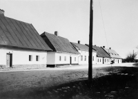 Old houses in Hrabyně around the road leading to Ostrava, 1928