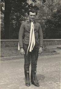 Jan Rebenda, important member of chasa of Stará Břeclav, as a mužák (married man in folk costume), 1966
