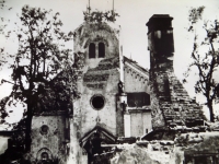 Destroyed church in Hrabyně, 1945