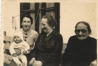 Peter Danzinger with his mother, grandmother and great-grandmother, 1937 


