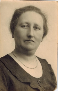 Irma Gensler, Peter Danzinger's grandmother, born 18 December 1884, murdered on 31 July 1942 in a gas chamber in Auschwitz 

