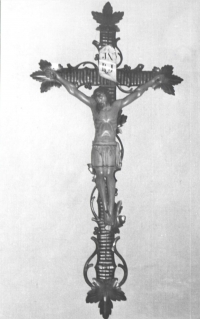 Kříž, který Franz Harasko dostal od svého učitele, jedna z mála věcí, o kterou rodina nepřišla