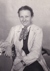 Jaryna Mlchová in 1950s