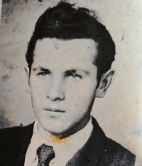 Jan Sýkora at the age of 17, 1952	