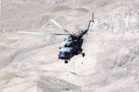Vrtulník za letu nad Afghánistánem