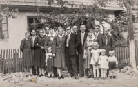 Alena Gecse´s grandparents, parents and siblings, Eibentál, 1961