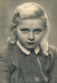 Jana Kuncířová in the year 1943 