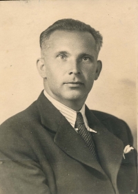 The witness' father, Jan Šmejkal, before the Second World War 