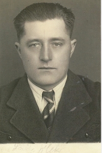  Ladislav Jílek (1908–1990), tchán pamětnice, cca konec 30. let