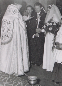 Svatba rodičů Václava Slouka a Jindřišky Hulatové, 10. 11. 1956