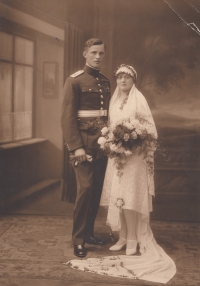 Wedding of Josef Mašín Sr. and Zdena Mašínová Sr., Poděbrady, 1929