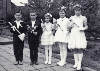 První svaté přijímání (Antonín Dabrowski vlevo), 1962