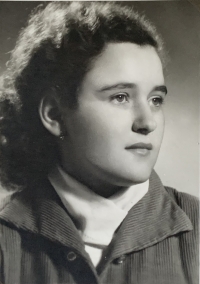 Lýdia as a young student 