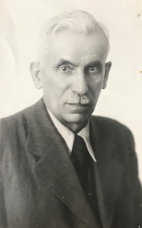 Jaromír Kadlec, father of the witness, about 1960