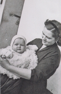 As a child with mother Jindřiška Slouková, baptism 22 September 1957, Židlochovice