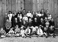 Štěpán Kaňák (the second one from the bottom right) in the family circle on the occasion of the 50th anniversary of the grandparents' wedding / Frýdlant Nová Dědina / around 1943
