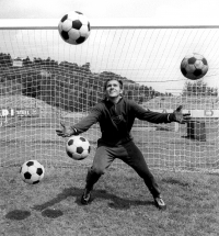 Among the famous athletes that Bořivoj Černý captured with his camera was also the goalkeeper of Dukla Prague and the national team Ivo Viktor, the 1976 European football champion